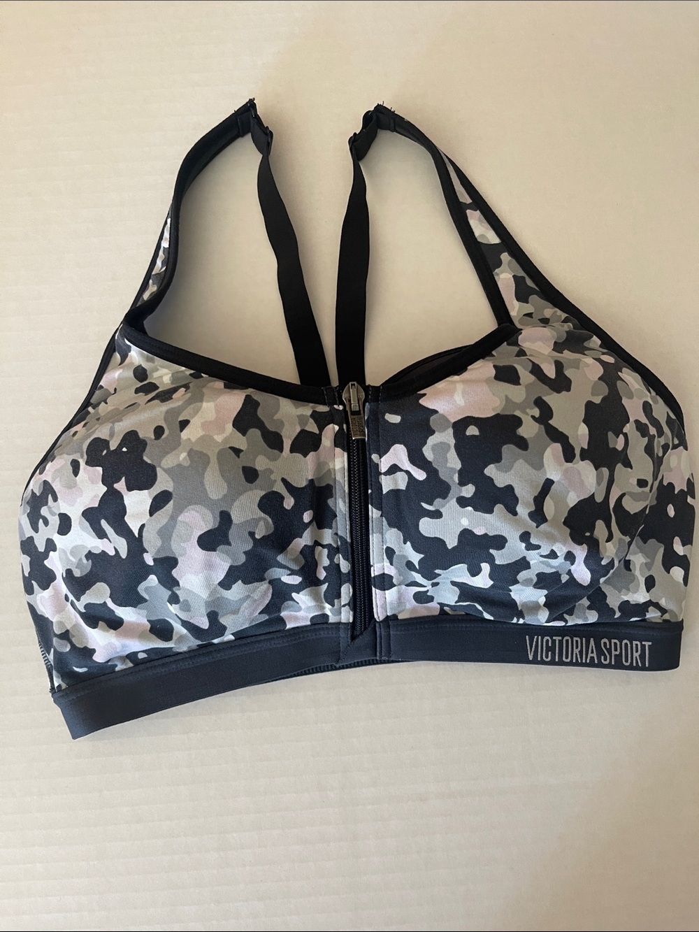 Victoria's Secret VS Sport Knockout Zip Sports Bra